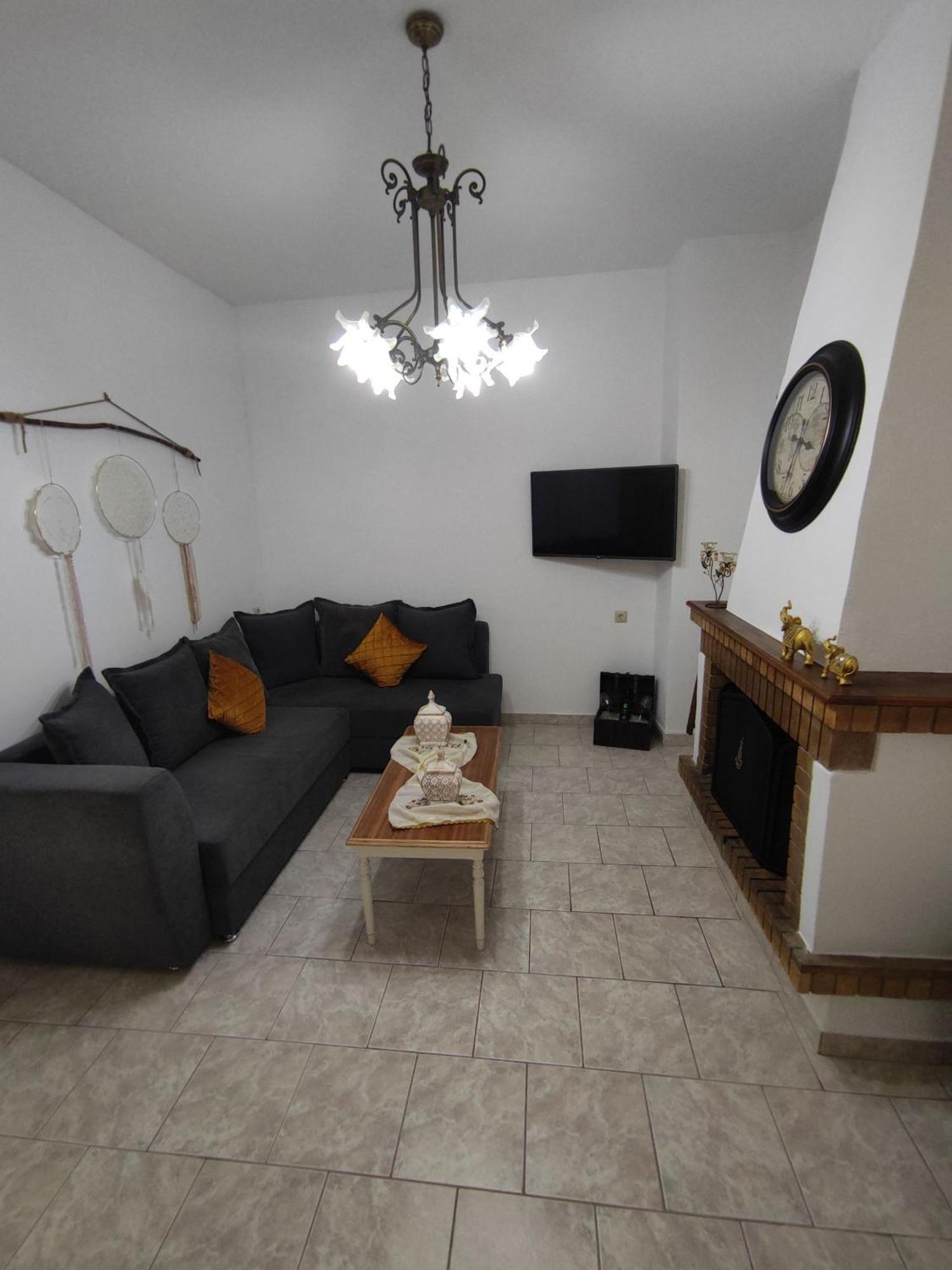 La Maison D Aspasia Kamilari Exteriör bild