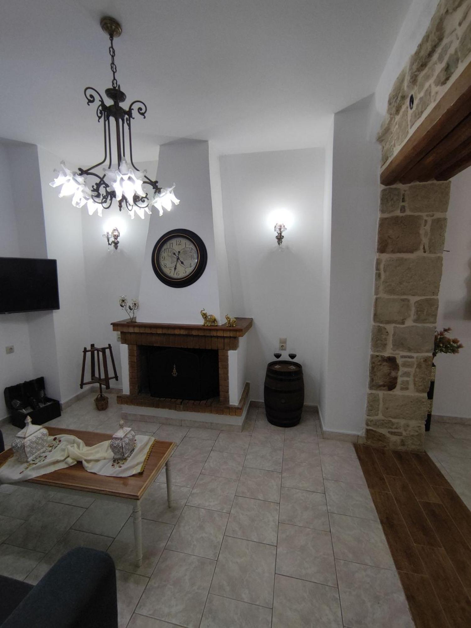 La Maison D Aspasia Kamilari Exteriör bild